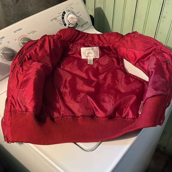 Urban Behavior, red vest, size Small. - Picture 7 of 11